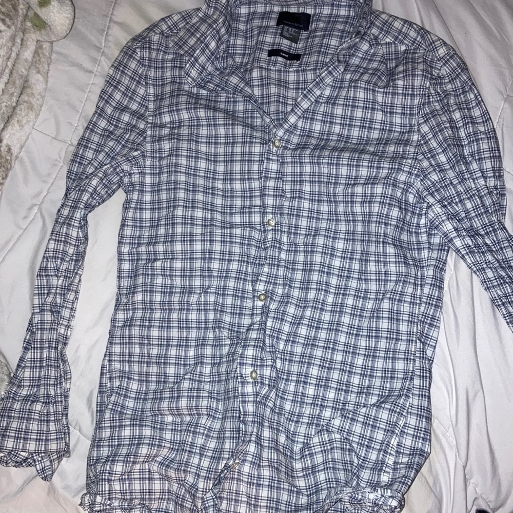 Women’s H&M slim fit plaid blouse, premium cotton